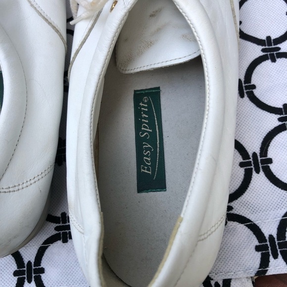 Easy Spirit  size 10 white leather walking shoes perfect for nursing school - Picture 5 of 5
